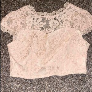 Cropped lace shirt